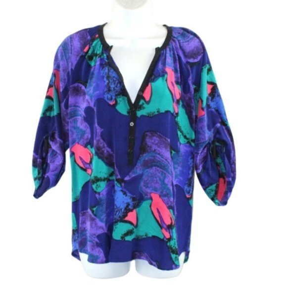 Yumi Kim Abstract Silk V Neck Cinched Sleeve Blouse - Picture 1 of 10
